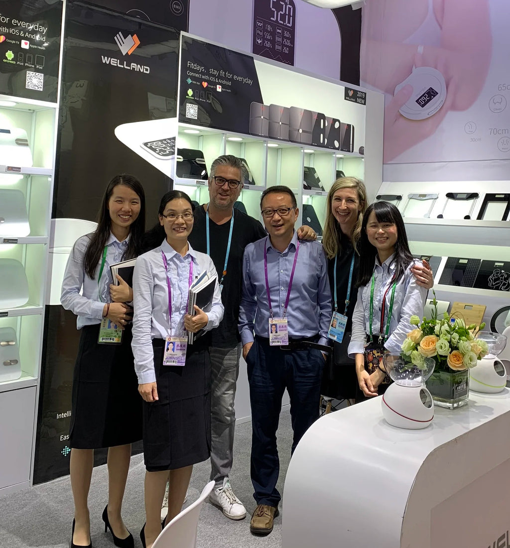 Smart 8 Electrode Scale Bioimpedance Electronic Digital Weight Balance Fat Body Water Muscle Mass BMI Composition Scale