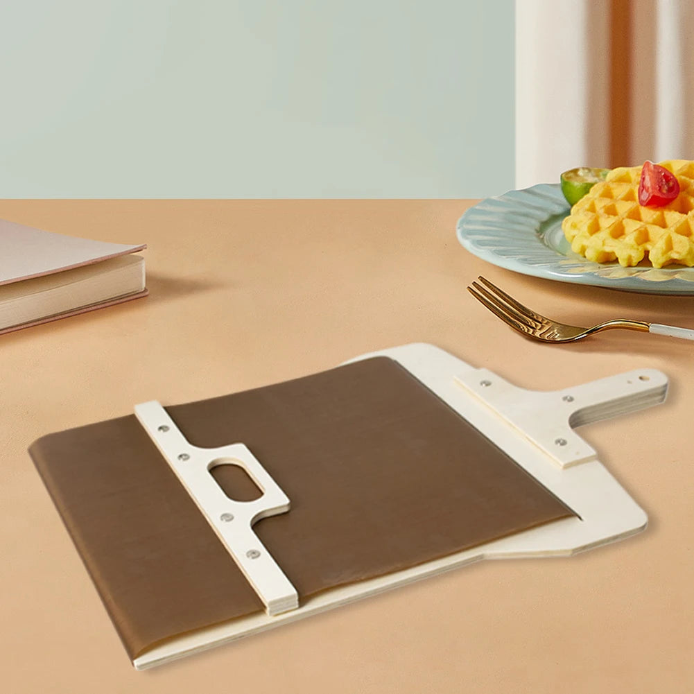 Sliding Pizza Peel Pizza Sliding Spatula Non-stick Wooden Pizza Peel Shovel Multifunction with Handle for Pizza Baking